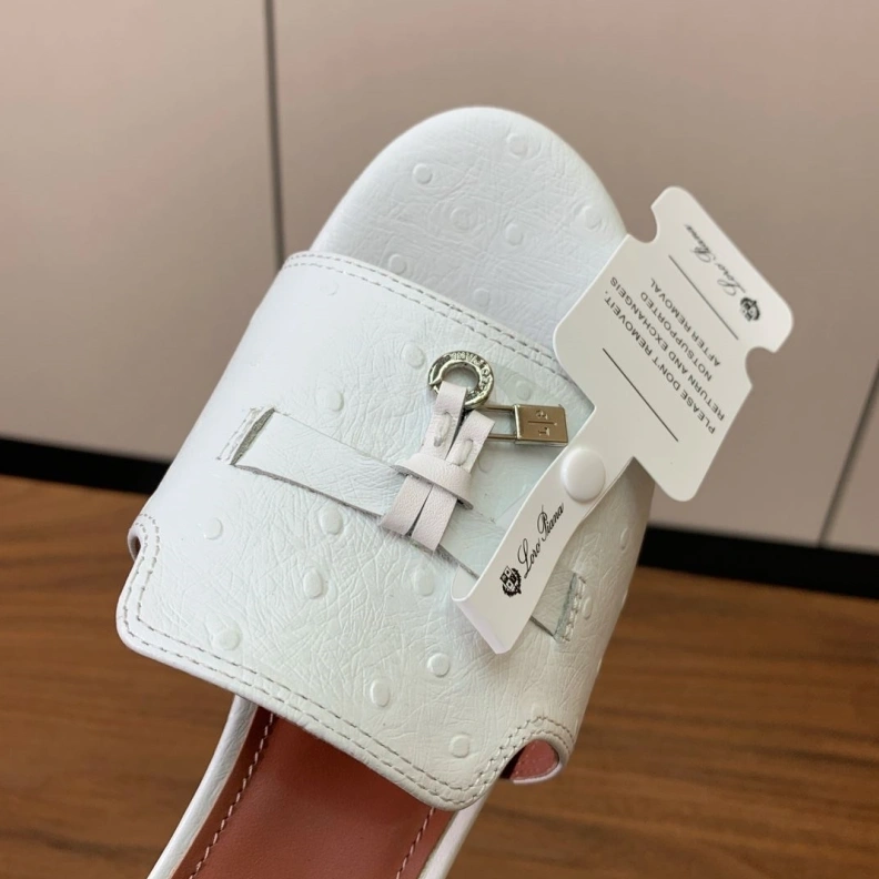 Unique Othxr Slippers 212758