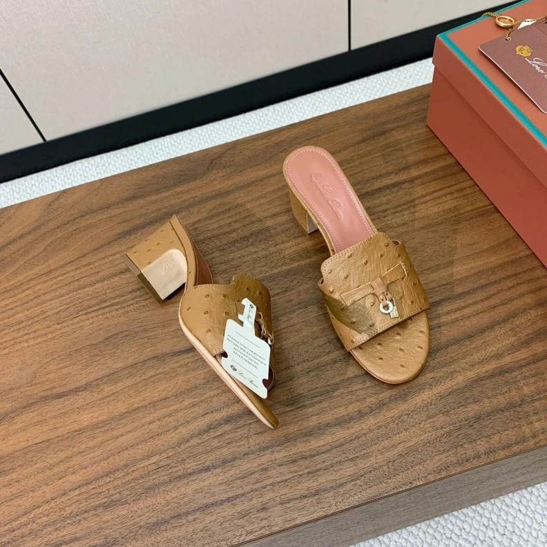 Lightweight Othxr Slippers 212747