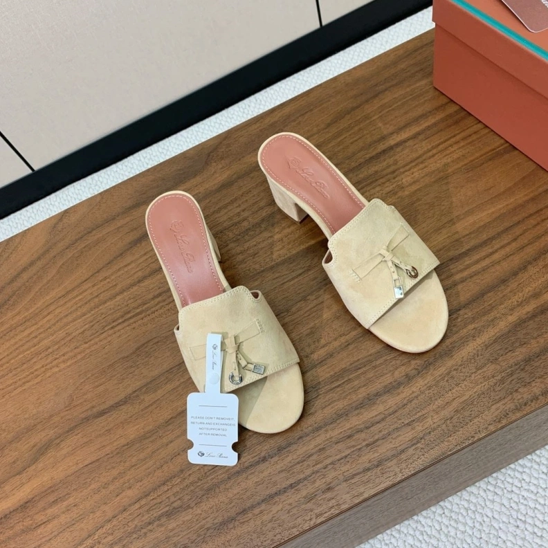 Resilient Othxr Slippers 212741