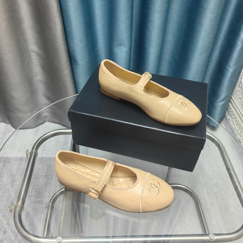 EyeCatching Chxnxl Flat Shoes 122040