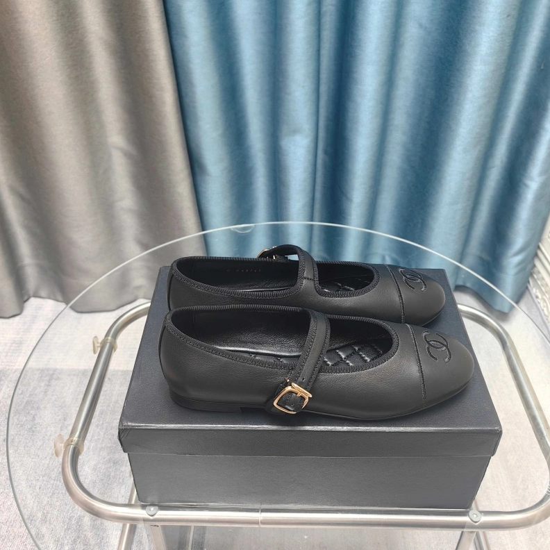 ModernLook Chxnxl Flat Shoes 122041