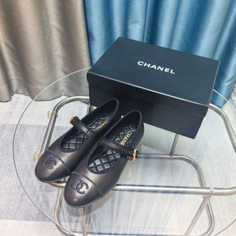 ModernLook Chxnxl Flat Shoes 122041