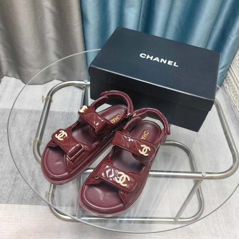 WellDesigned Chxnxl Sandals 121892