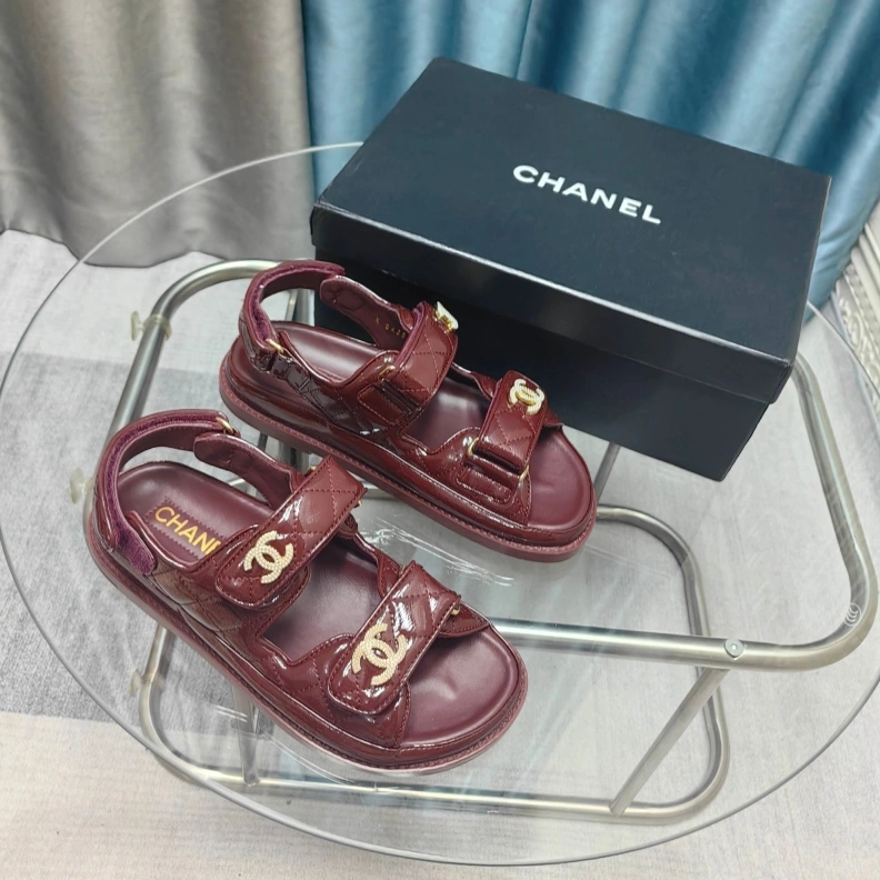 WellDesigned Chxnxl Sandals 121892