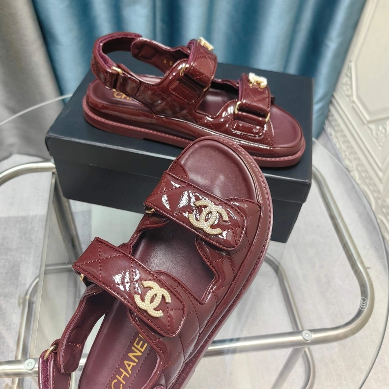 WellDesigned Chxnxl Sandals 121892