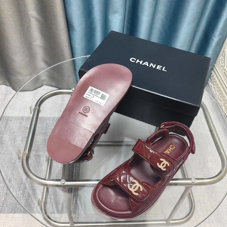 WellDesigned Chxnxl Sandals 121892