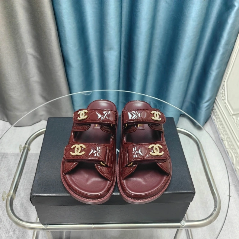 Durable Chxnxl Sandals 121889