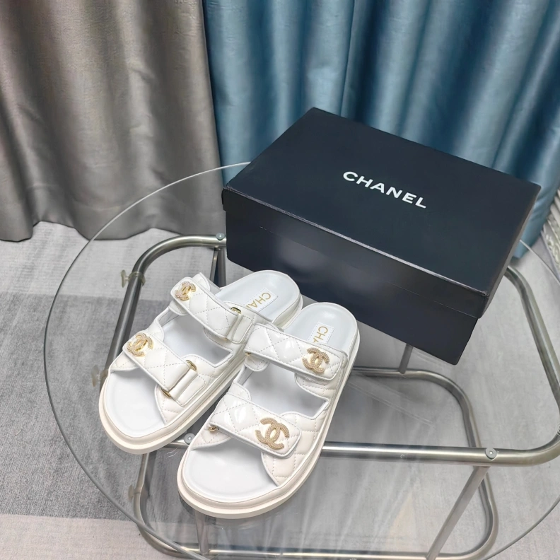 Breathable Chxnxl Sandals 121901