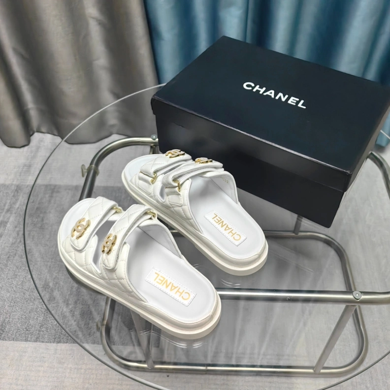 Breathable Chxnxl Sandals 121901