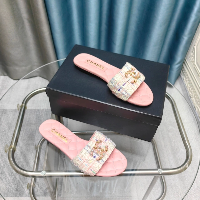 Efficient Chxnxl Slippers 121794