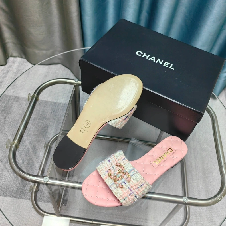 Efficient Chxnxl Slippers 121794