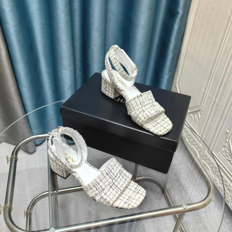 DailyWear Chxnxl Sandals 121905