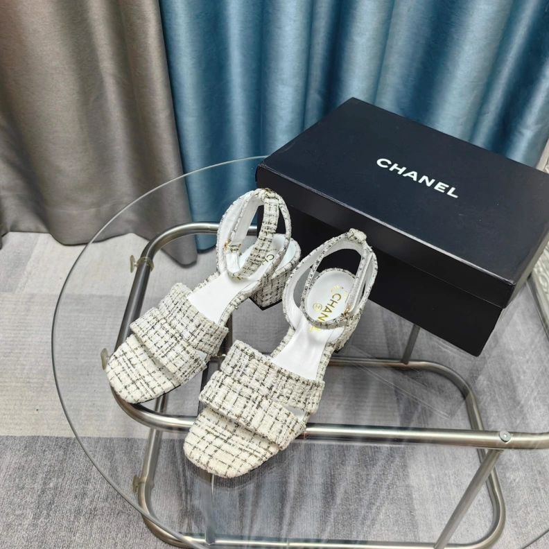 DailyWear Chxnxl Sandals 121905