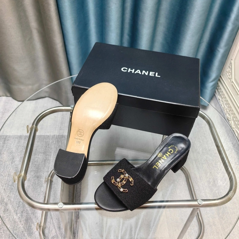 Chxnxl Slippers StreetReady 121790