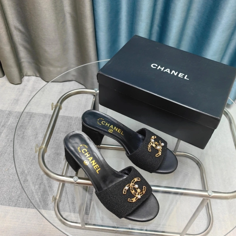 Chxnxl Slippers StreetReady 121790
