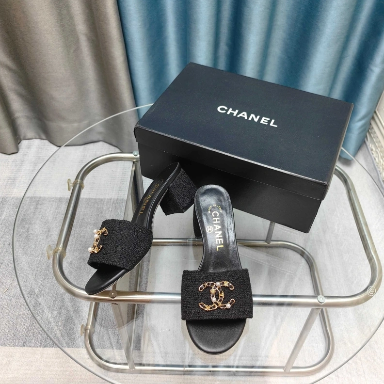 Chxnxl Slippers StreetReady 121790