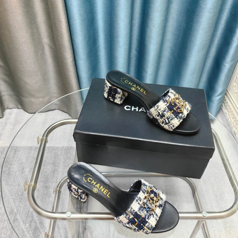 Chxnxl Slippers StreetReady 121788