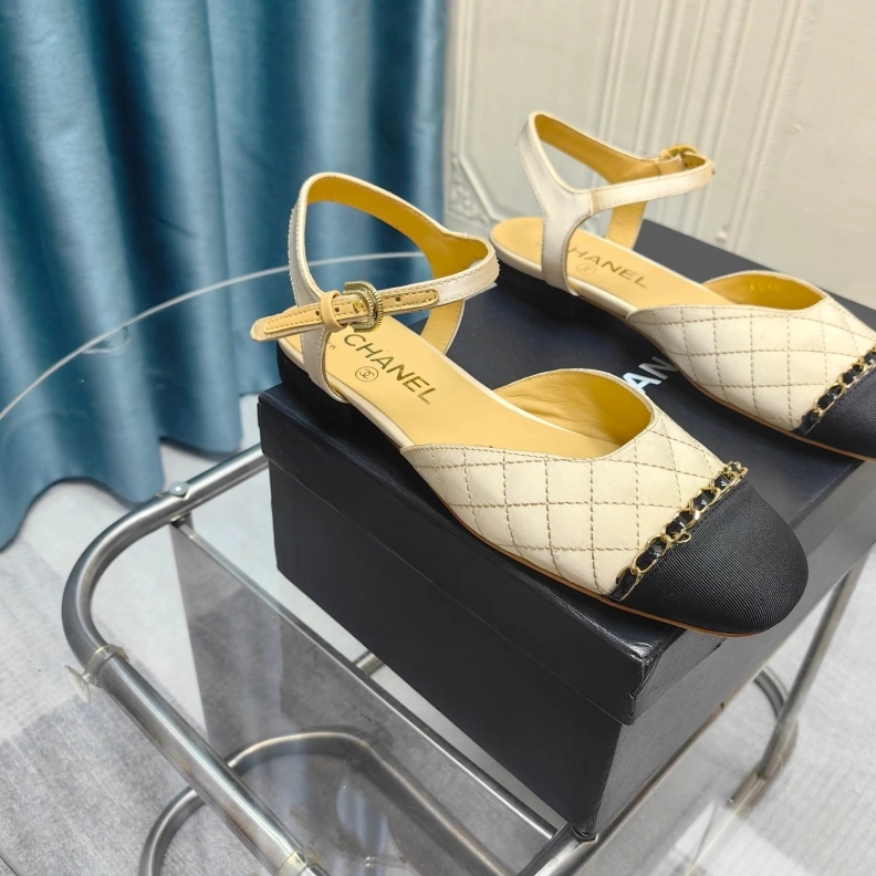 Chxnxl Sandals Bold 121907