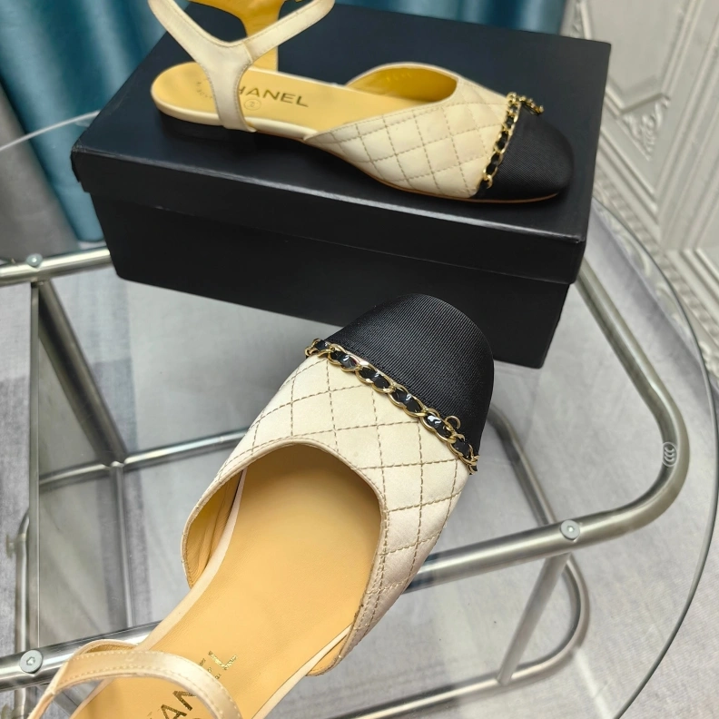 Chxnxl Sandals Bold 121907