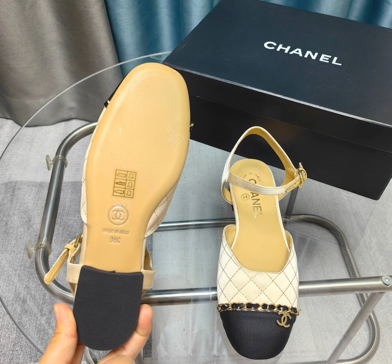 Chxnxl Sandals Bold 121907