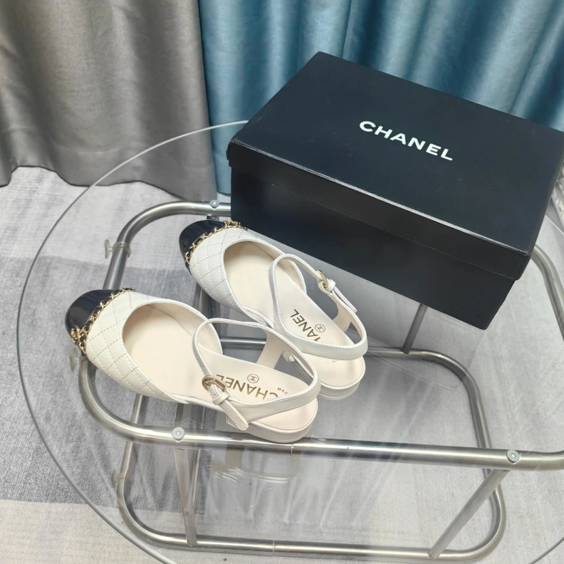Durable Chxnxl Sandals 121932
