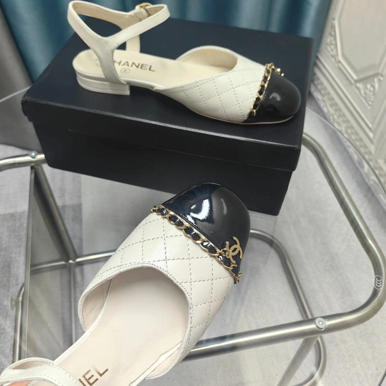 Durable Chxnxl Sandals 121932
