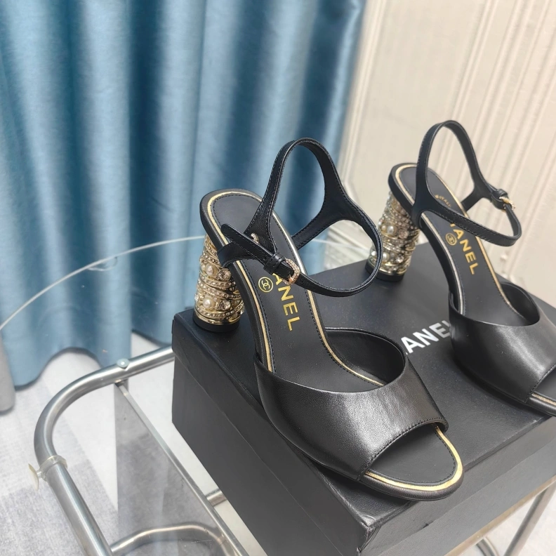 Sleek Chxnxl High Heels 122022