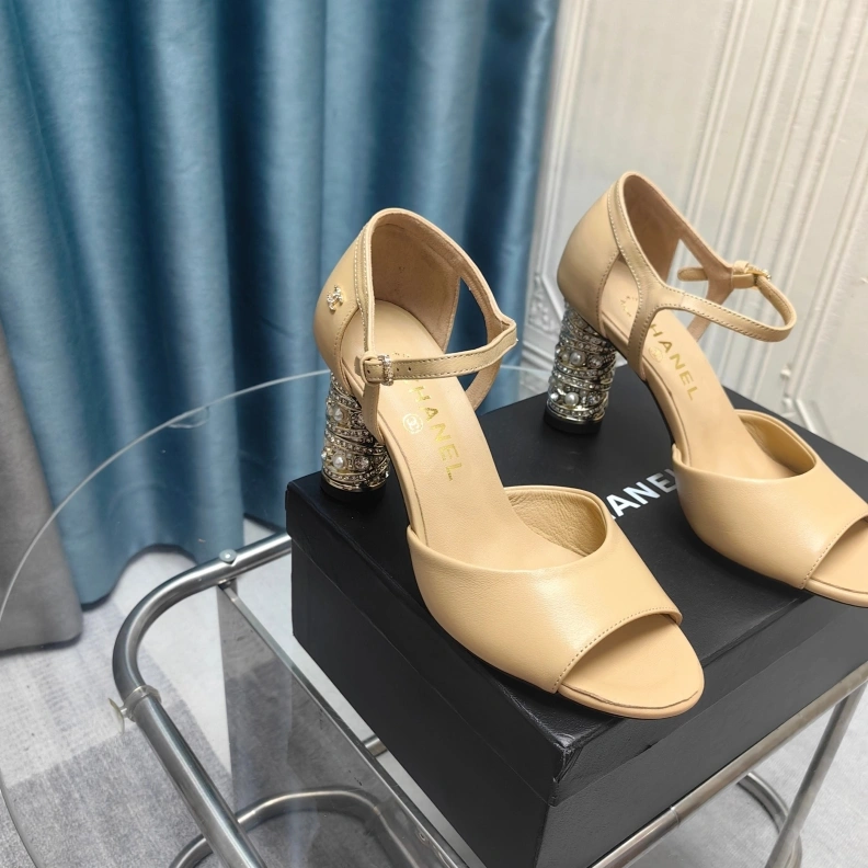 Versatile Chxnxl High Heels 122007