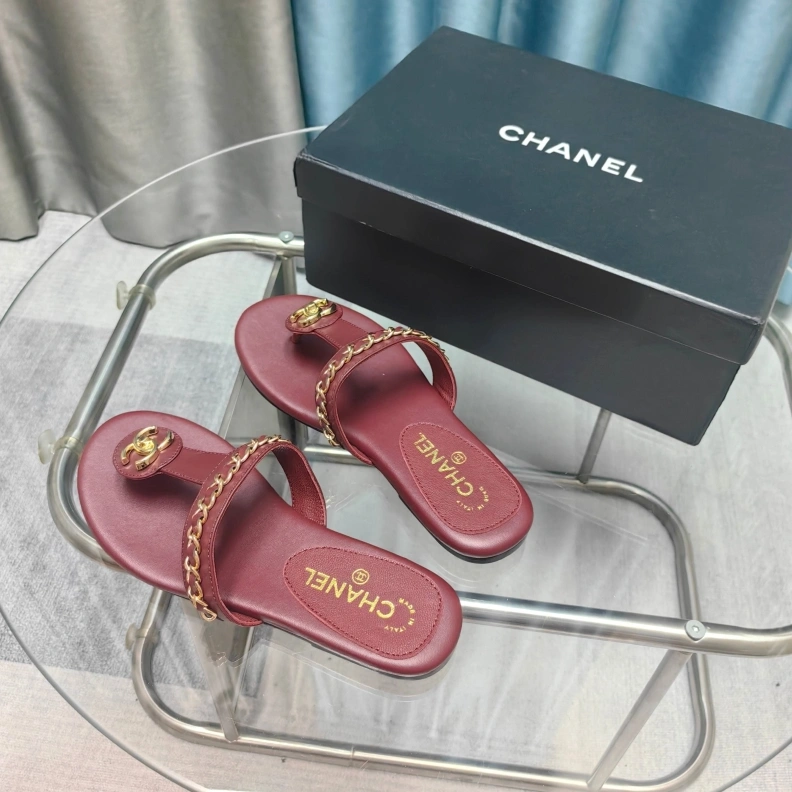Compact Chxnxl Slippers 121780
