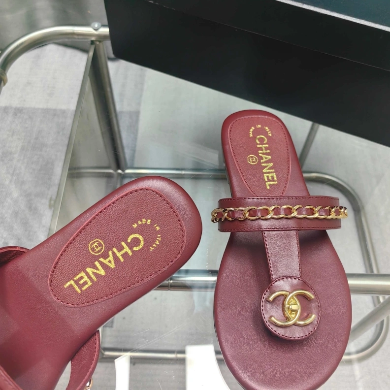 Compact Chxnxl Slippers 121780