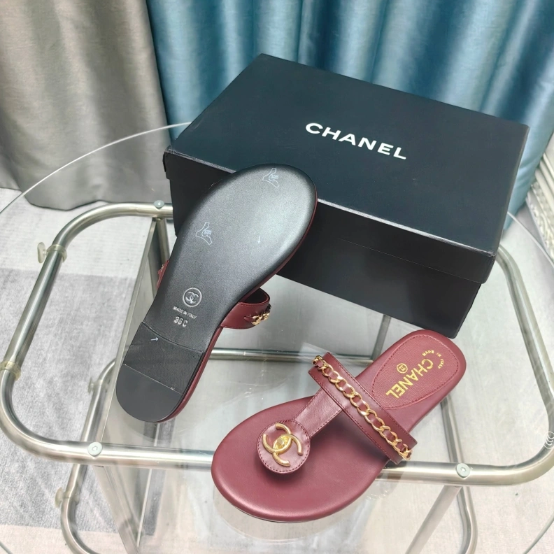 Compact Chxnxl Slippers 121780