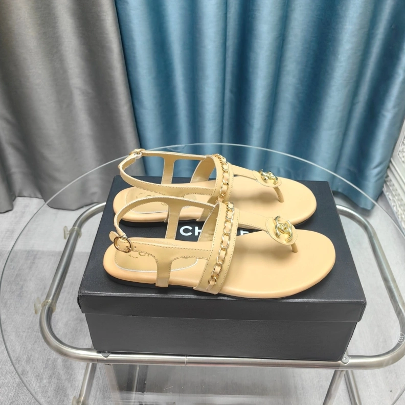Resilient Chxnxl Sandals 121887