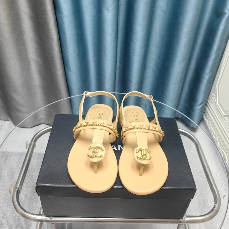 Resilient Chxnxl Sandals 121887