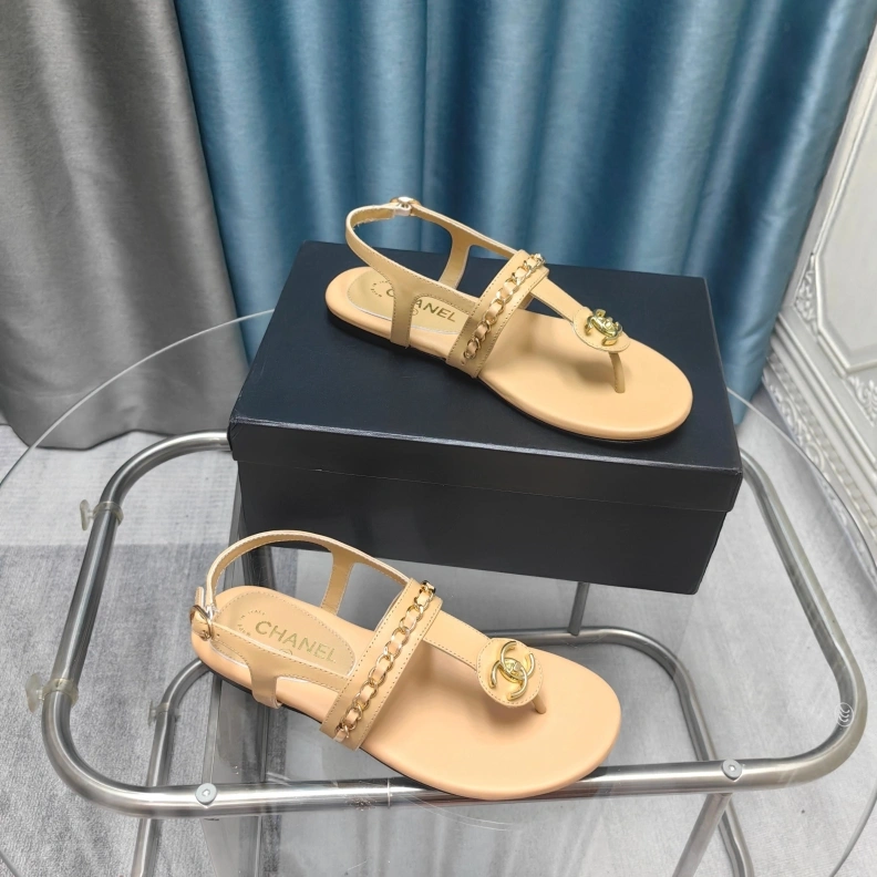 Resilient Chxnxl Sandals 121887