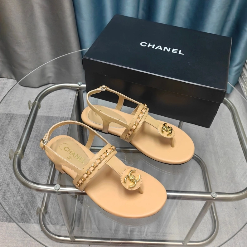 Resilient Chxnxl Sandals 121887