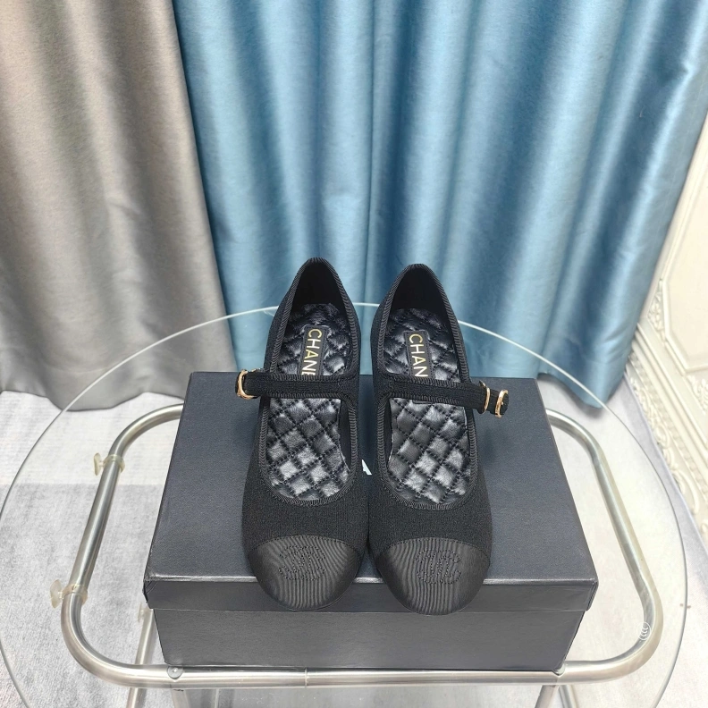 Comfortable Chxnxl High Heels 122017