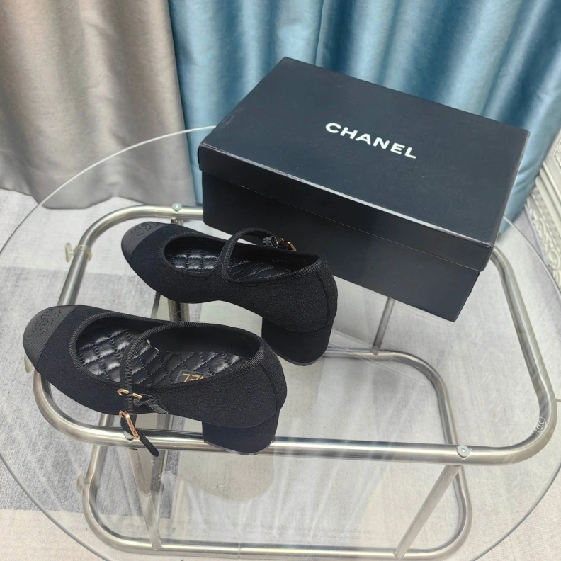 Comfortable Chxnxl High Heels 122017