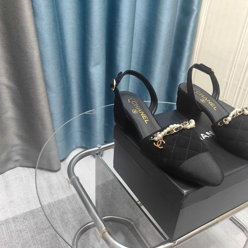 Timeless Chxnxl Sandals 121879