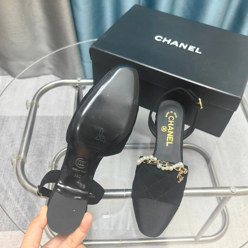 Timeless Chxnxl Sandals 121879