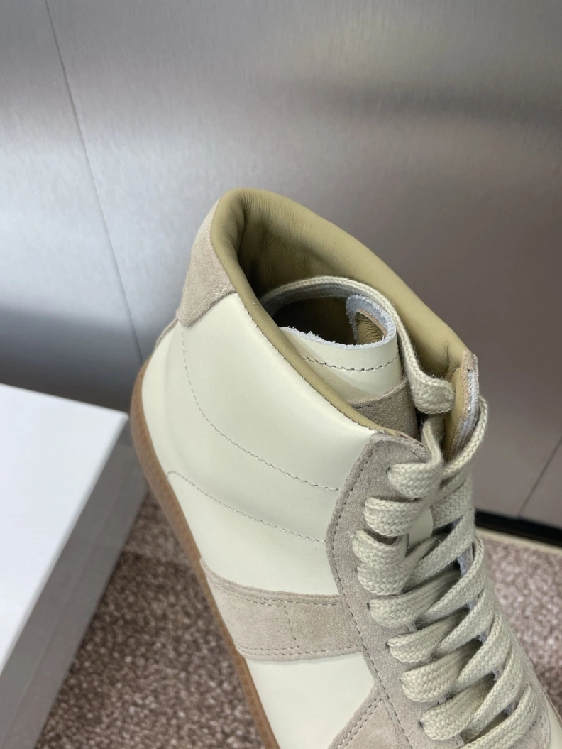 Elegant Othxr Sneakers 212636