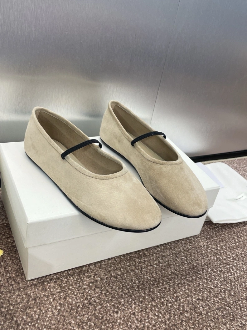 Sleek Othxr flat shoes 212980