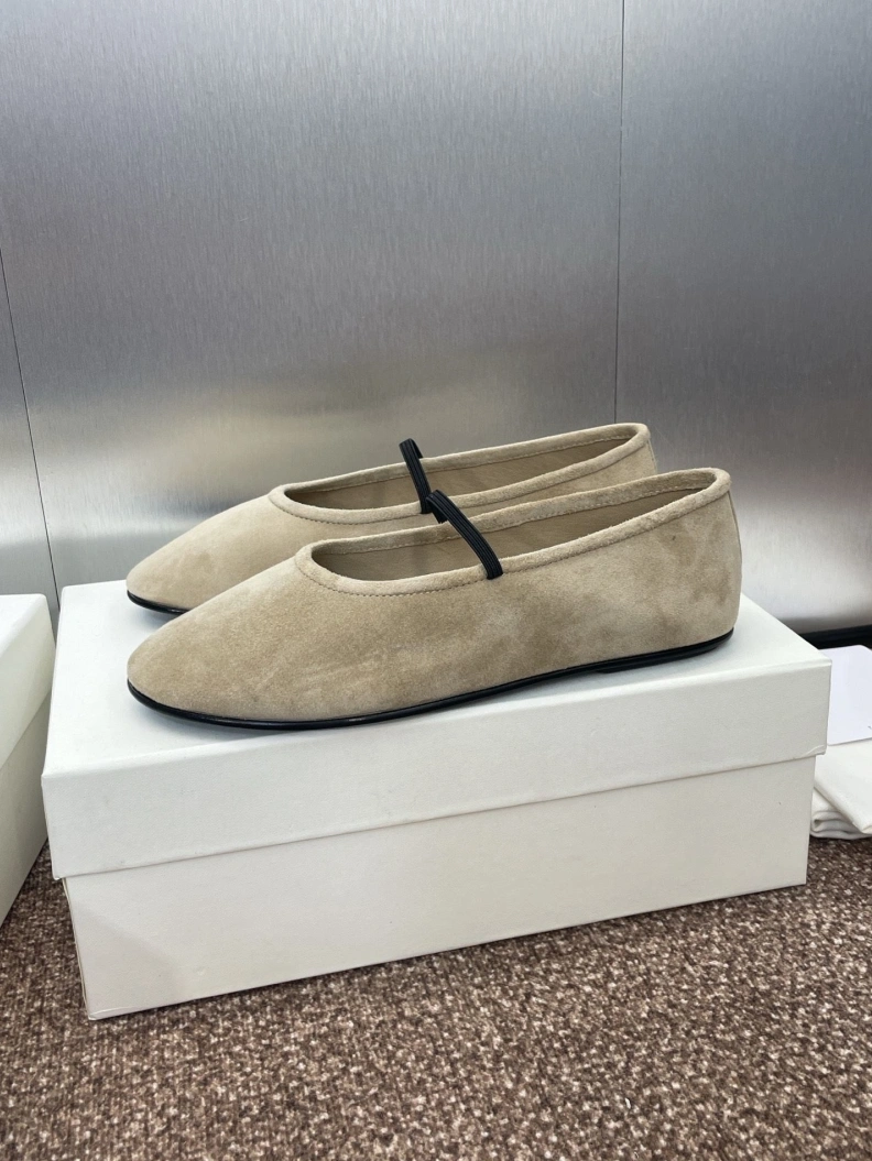 Sleek Othxr flat shoes 212980