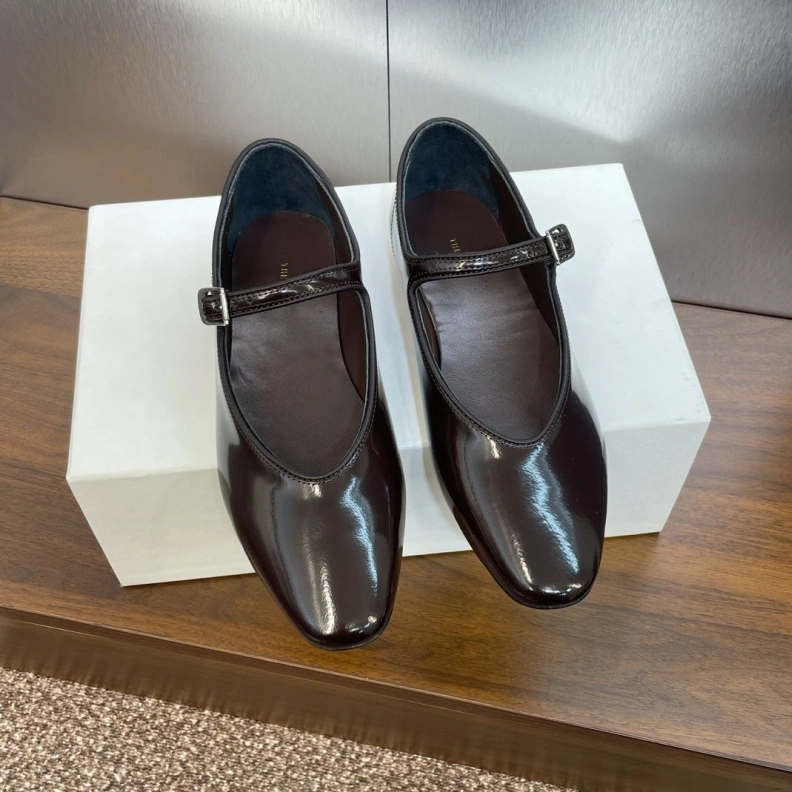 Othxr flat shoes Sleek 212967
