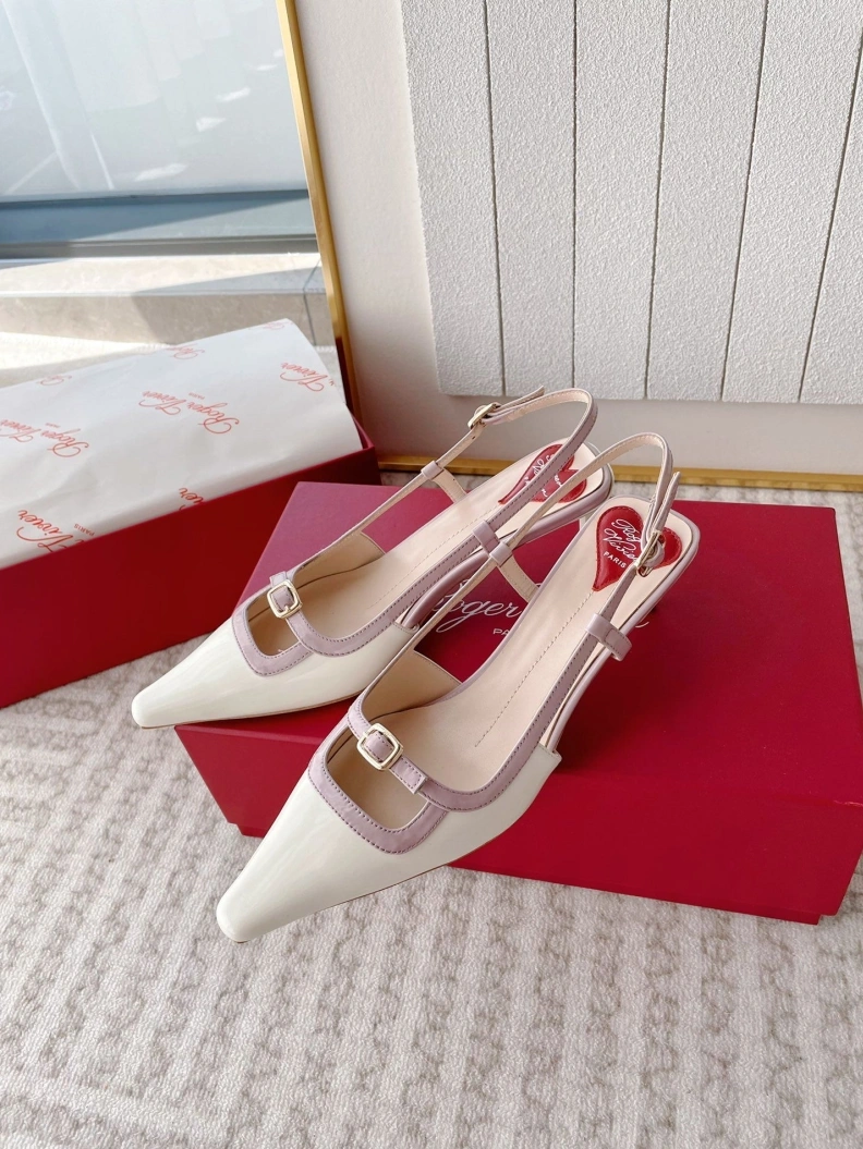 Gxvxnchy Sandals Sleek 153083