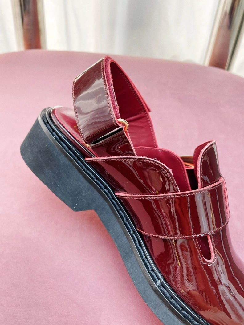 Efficient Othxr Sandals 212903