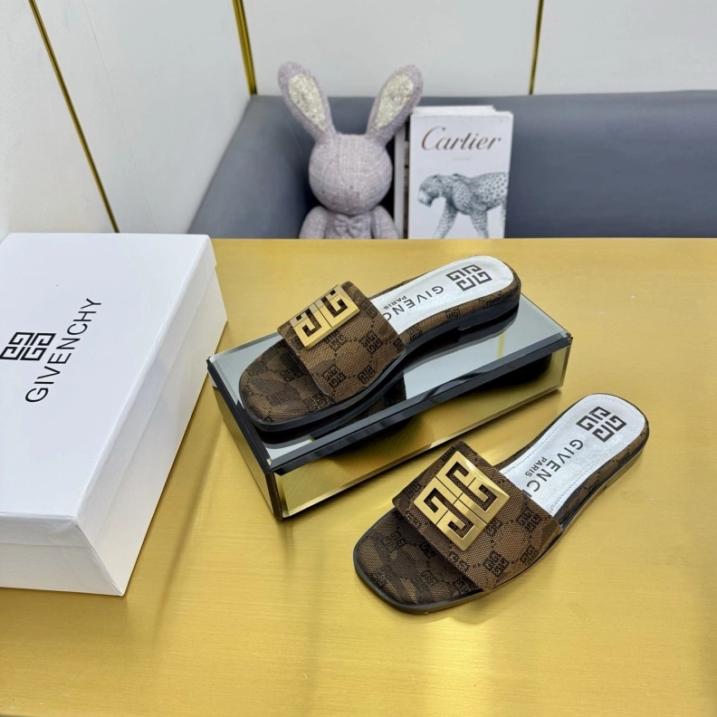 Gxvxnchy Slippers Timeless 152932