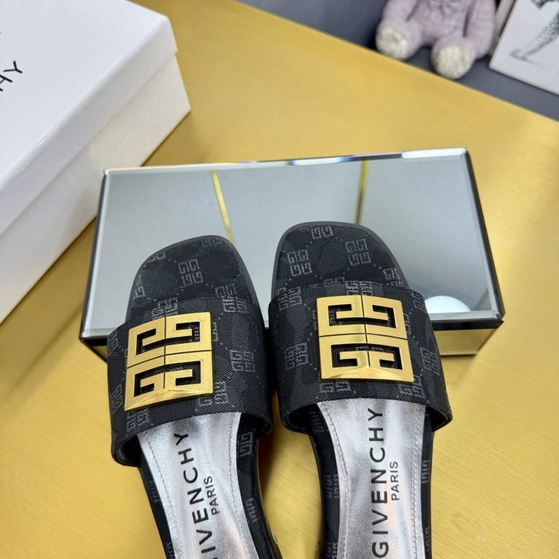 Gxvxnchy Slippers NewStyle 152929