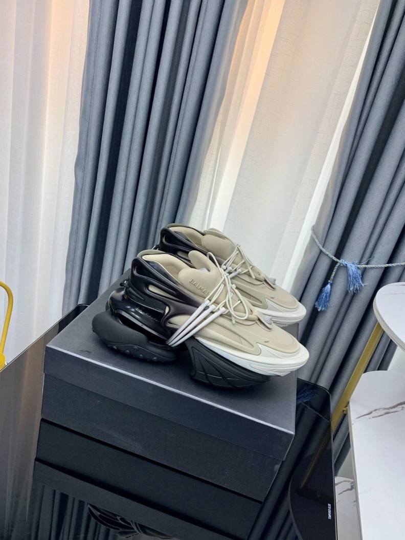 Elegant Othxr Sneakers 212602