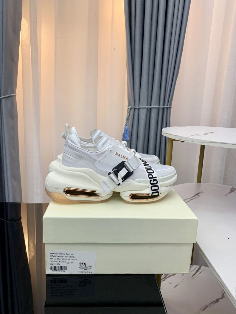 Lightweight Othxr Sneakers 212587
