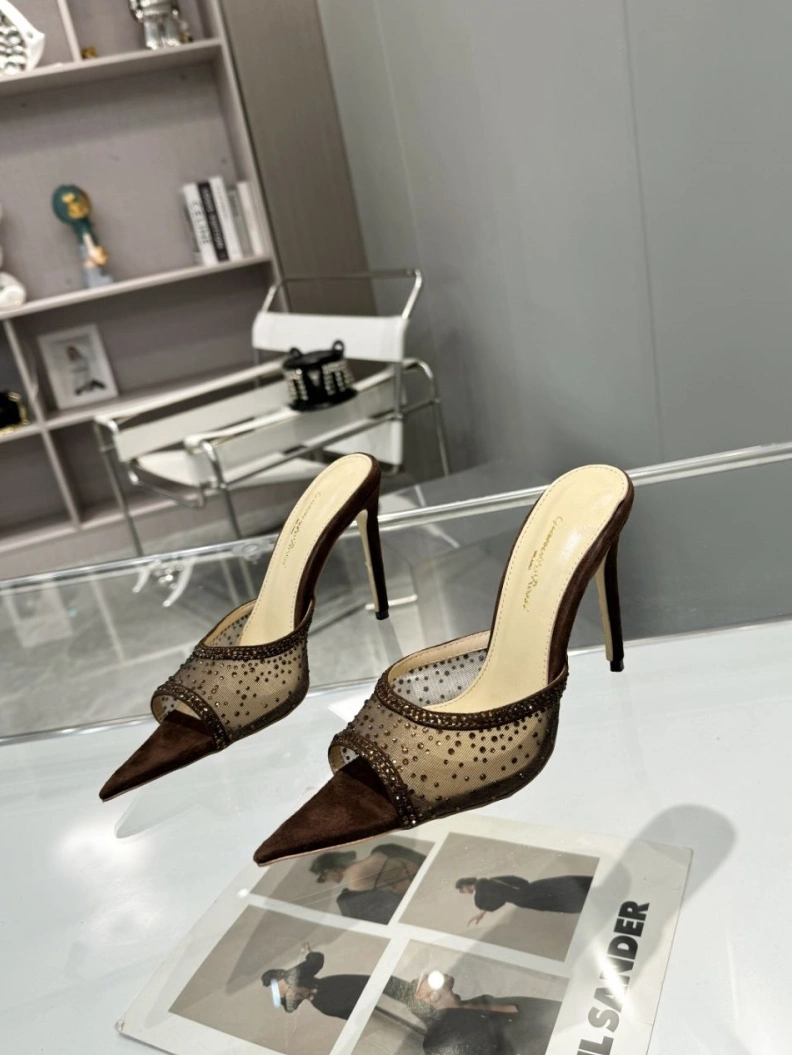 Soft Othxr Sandals 212901